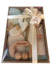 Essential Design Massager Kit Box 7-pc Bath and Body Gift Set Spa Exfoliating