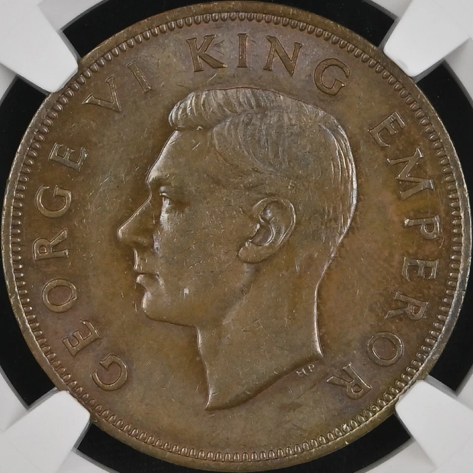 NEW ZEALAND. 1942, Penny - NGC MS62 - KGVI, Tui Bird in Kowhai Tree, Key Date - Image 3 of 4