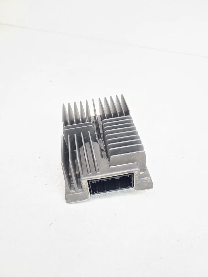 AMPLIFICADOR DE AMPLIFICADOR DE SISTEMA DE SONIDO DE AUDIO XDRIVE G30 BMW 530I 2017-2024 OEM  Foto 3 de 4