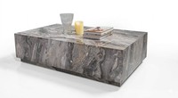 Moderner Couchtisch Aus Hochwertigem Holz – Stilvoll Und Funktional