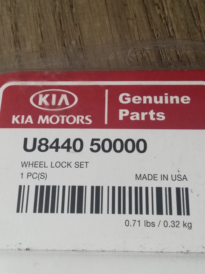 Genuine KIA Motors Vehicle Alloy Wheel Key Only U8440-50000 New in Open Package - Image 2 of 4