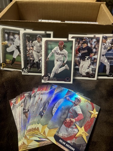 2025 Topps Series 1 COMPLETE SET (1-350) + FREE Stars of MLB set (1-30) NM - Picture 3 of 4