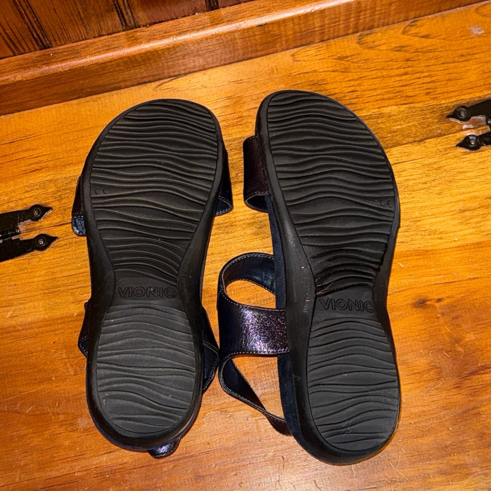 Vionic Marsala blue Metallic Adjustable Orthopedi… - image 5