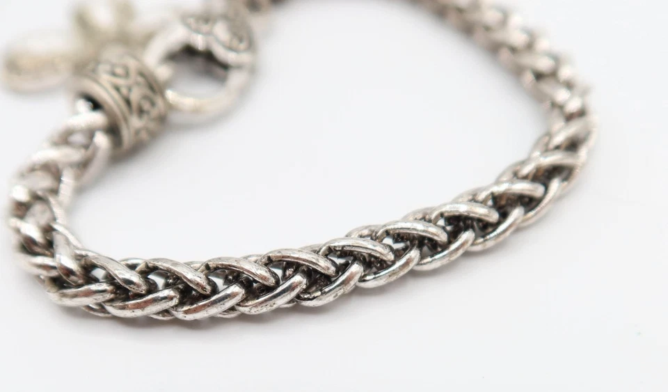 Pulseira corrente berloque cruz strass pérola falsa tom prata bizantino - Imagem 4 de 4