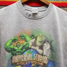 VTG Universal Studios Hollywood T Shirt Men's Small Shrek Spongebob Marvel 