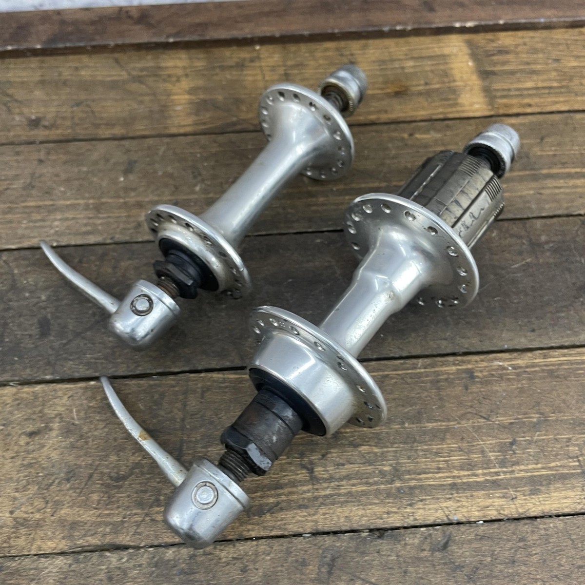 Vintage Shimano Deore DX 7s Hub Set 32h 32 Front Rear HB-M650 FH