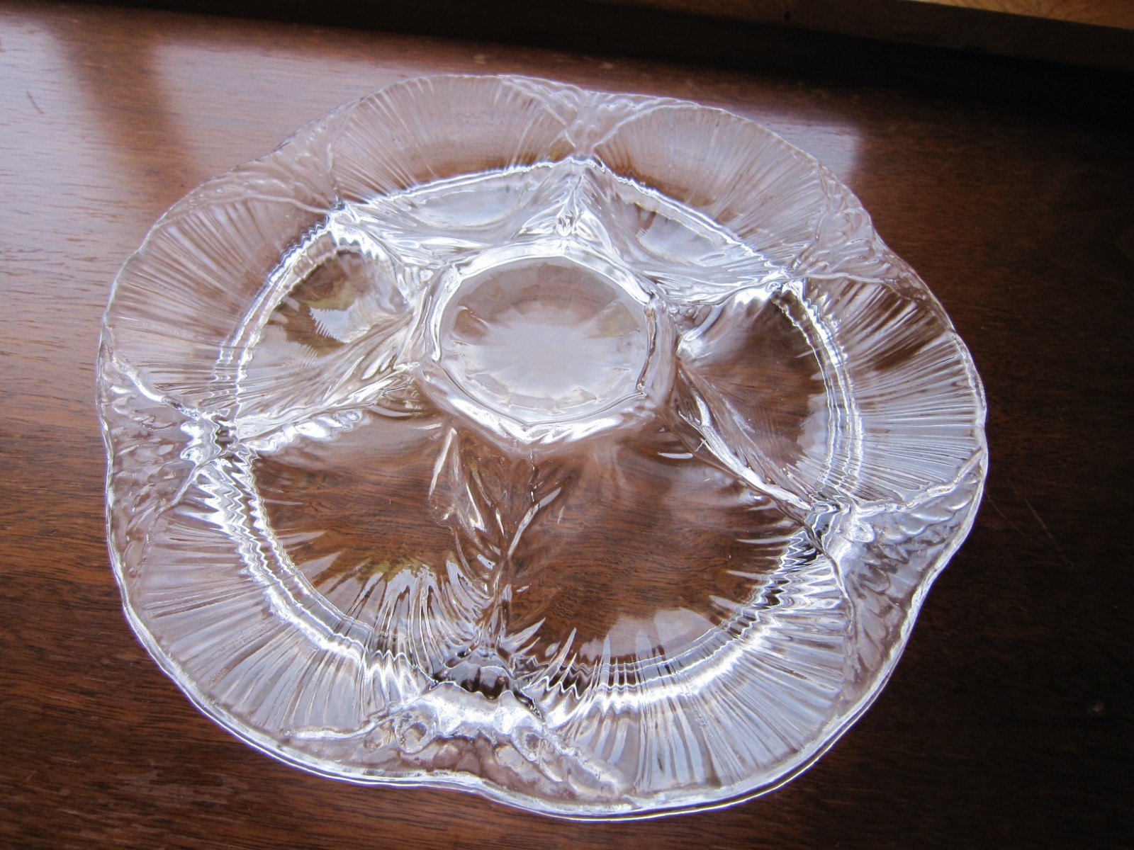 Vintage Oyster Plate 9” Clear Pressed Glass 6 Wells Scalloped