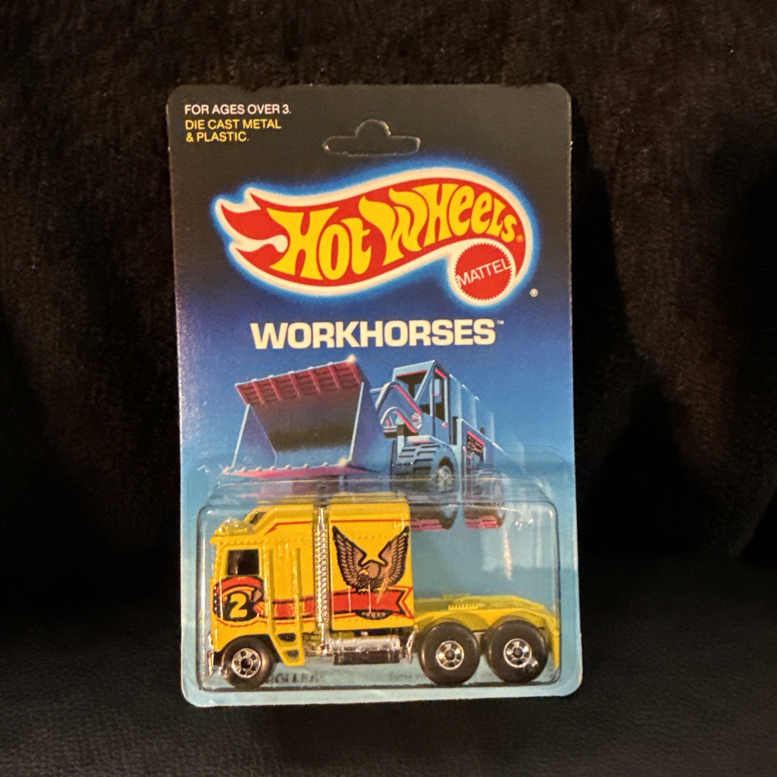 Hot Wheels Workhorses Thunder Roller (Unpunched)