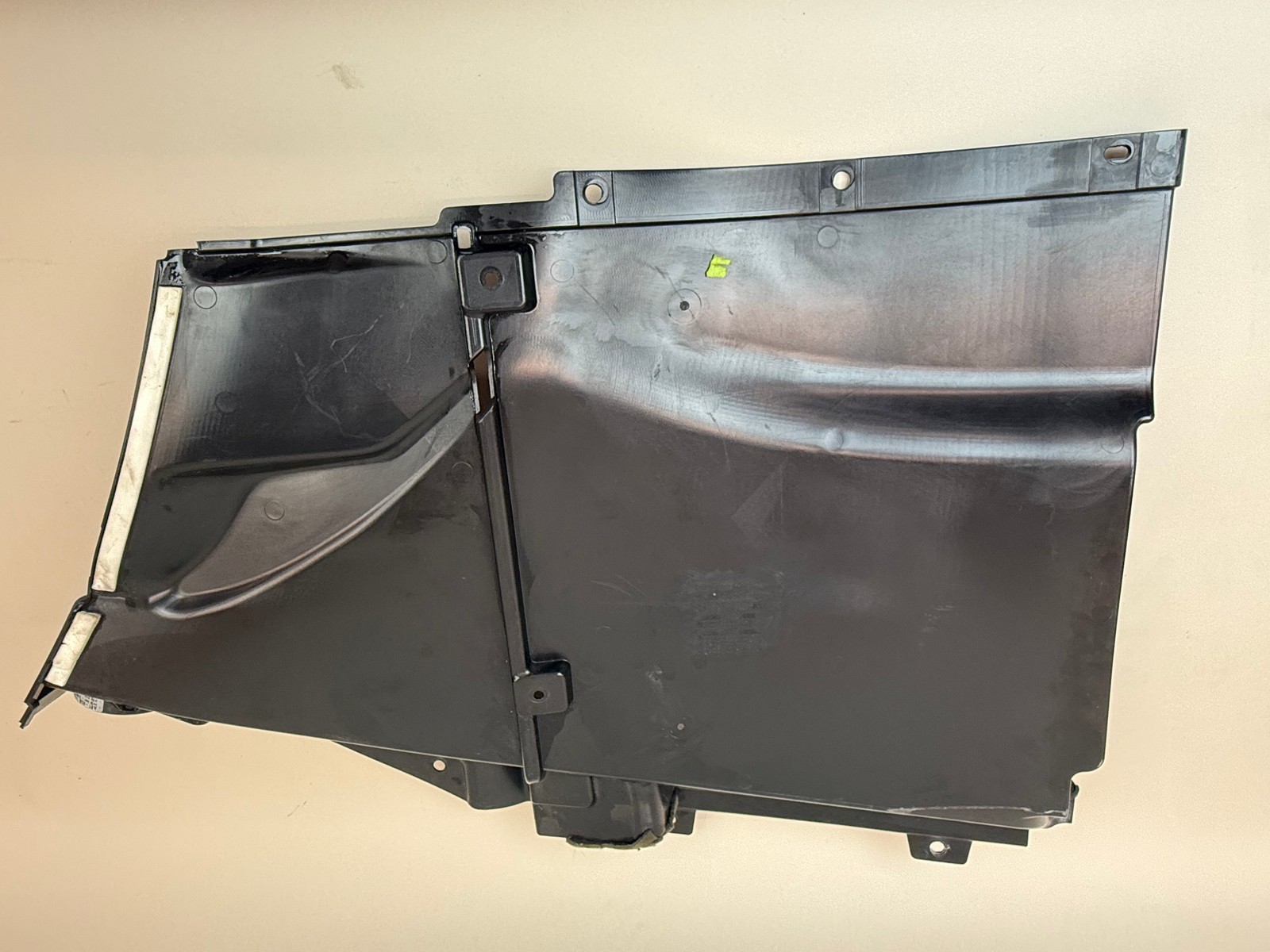 McLaren 570S 2016-2021 REAR+RIGHT Radiator P/N 13AA841CP