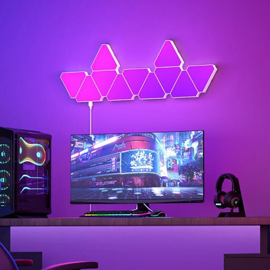 Applique murale interieur LED RGB 6 triangles connectes avec synchronisation musicale active