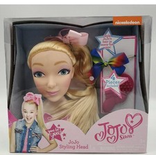 jojo siwa styling head