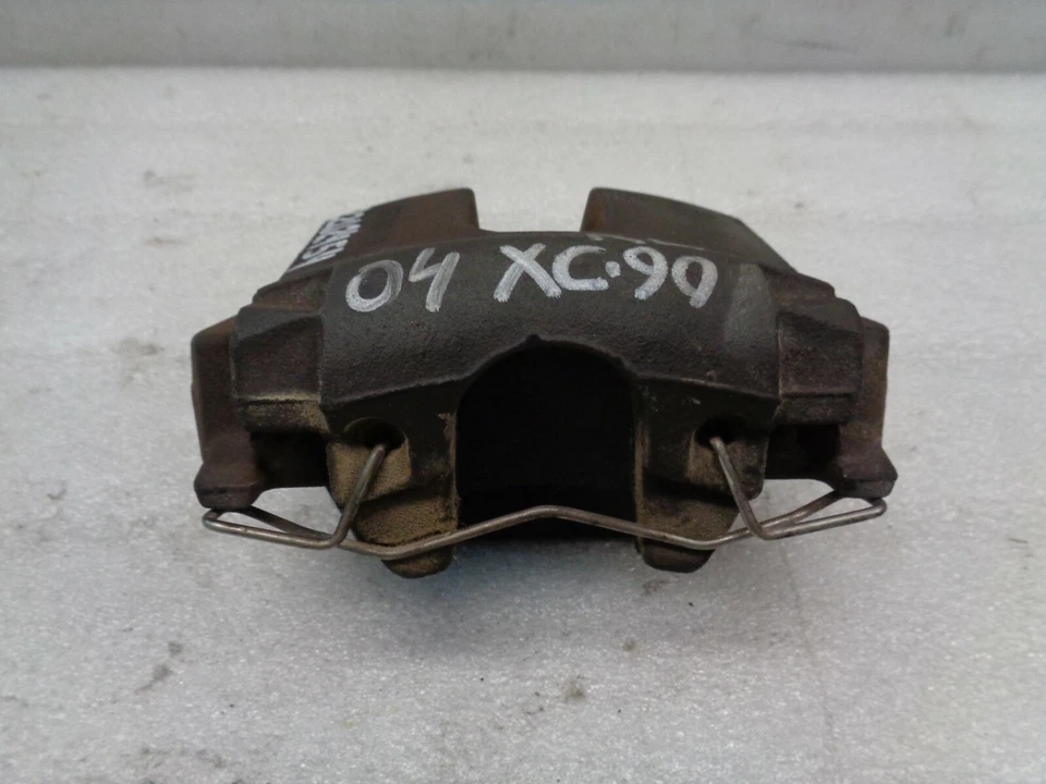03-14 Volvo XC90 AWD Rear Left Driver Side Brake Caliper 30636354 OEM AK2202454 - Image 3 of 4
