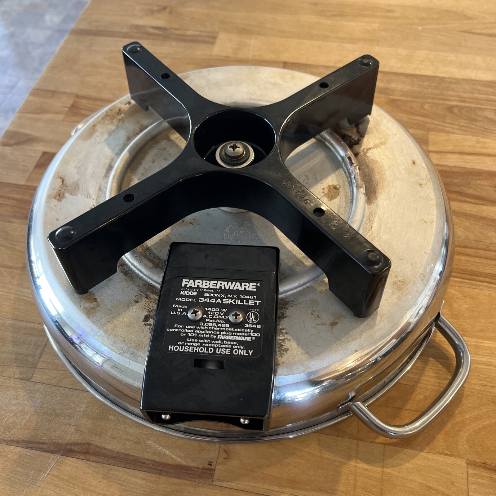 Farberware Perfect Heat High Dome Lid Electric Skillet 12" Stainless