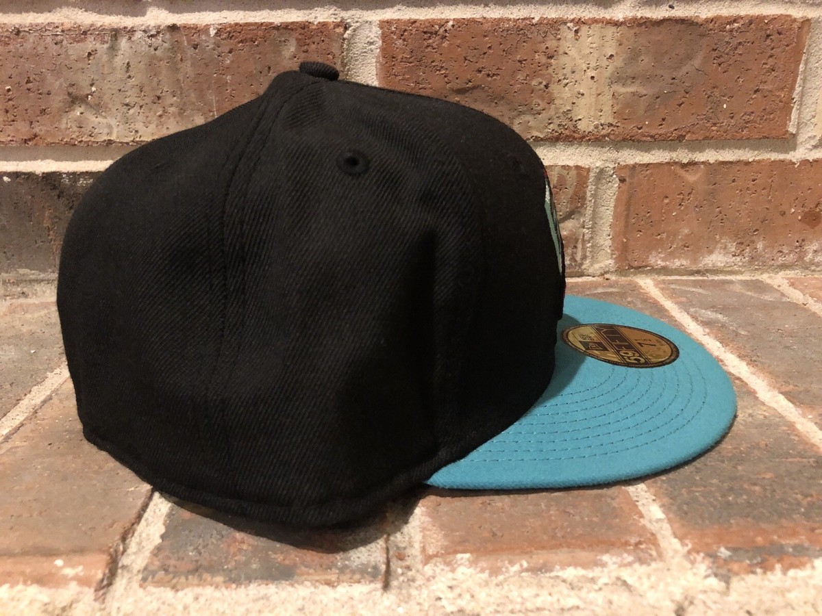 New Era 7 1/2 Vancouver Grizzlies Hardwood Classics Black 2 Tone