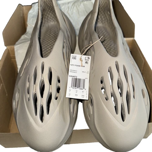 adidas Yeezy Foam RNNR