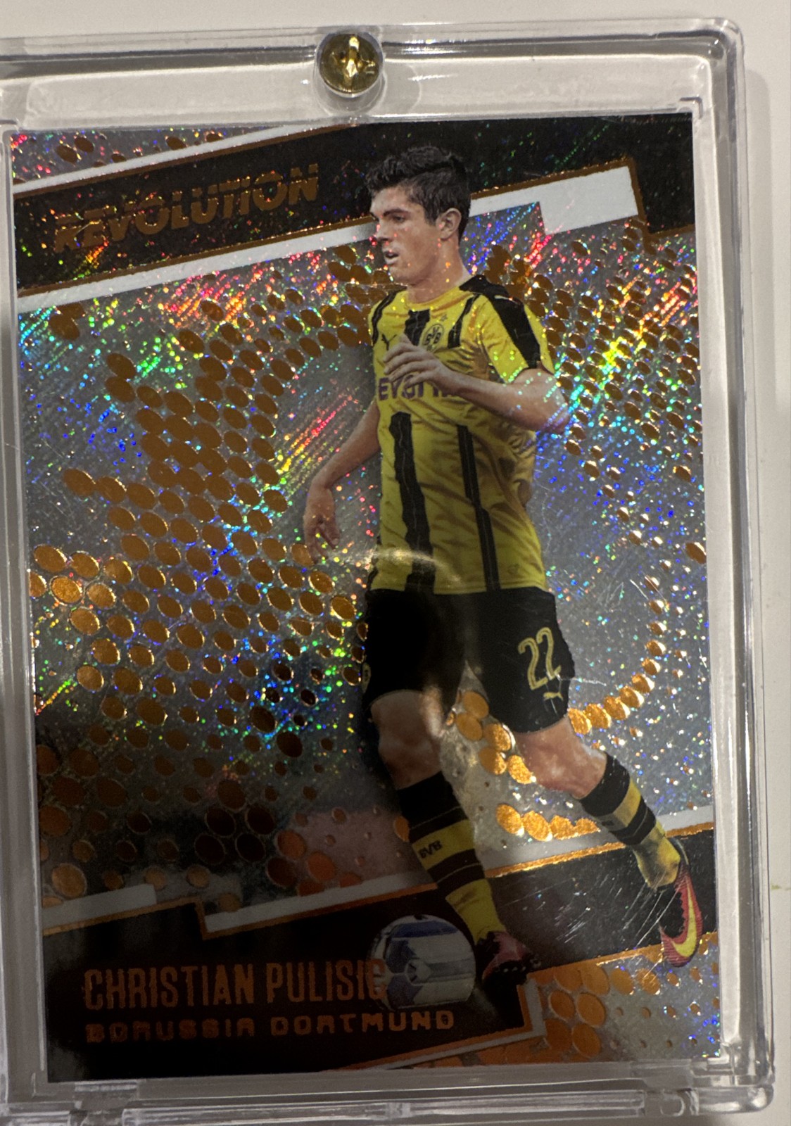 2017 Panini Revolution - Christian Pulisic #31