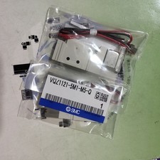 For SMC VQZ1121-5M1-M5 solenoid valve VQZ11215M1M5 New