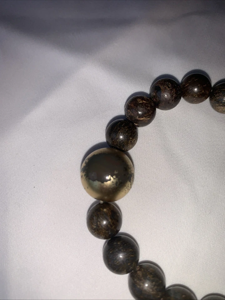 Винтажный бронзит камень эластичный браслет до 7,25 дюймов золотой бусина имеет износ - Изображение 4 из 4