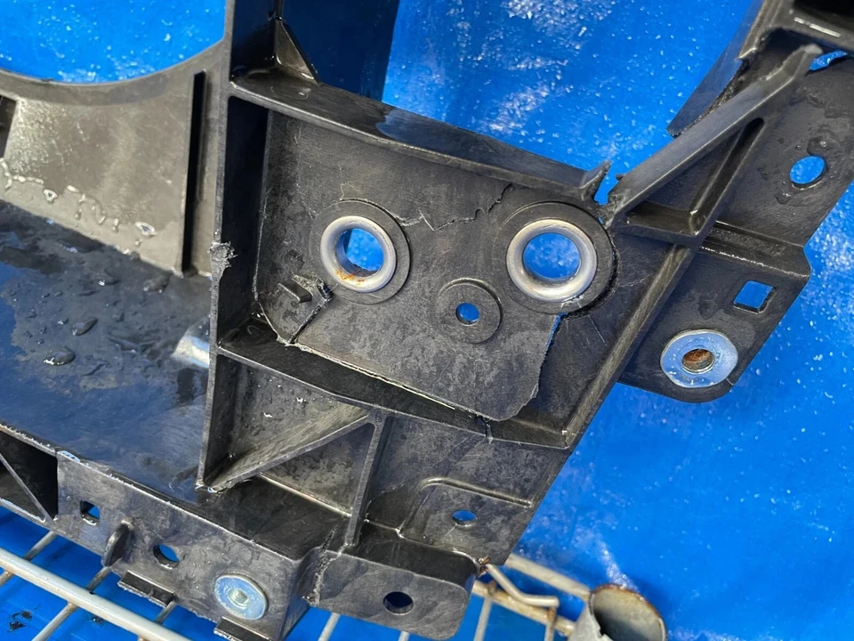 SOPORTE NÚCLEO RADIADOR INFINITI M37 M56 M35h Q70 Q70L 2011 - 2019 # ml3-rs423 Foto 4 de 4