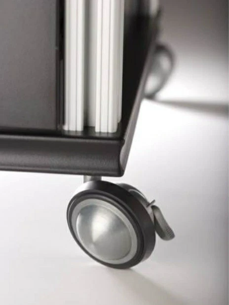 Salamander Synergy 221 Puerta Perforada Gabinete A/V con Ruedas HD Actualización-DEMOSTRACIÓN Foto 3 de 4