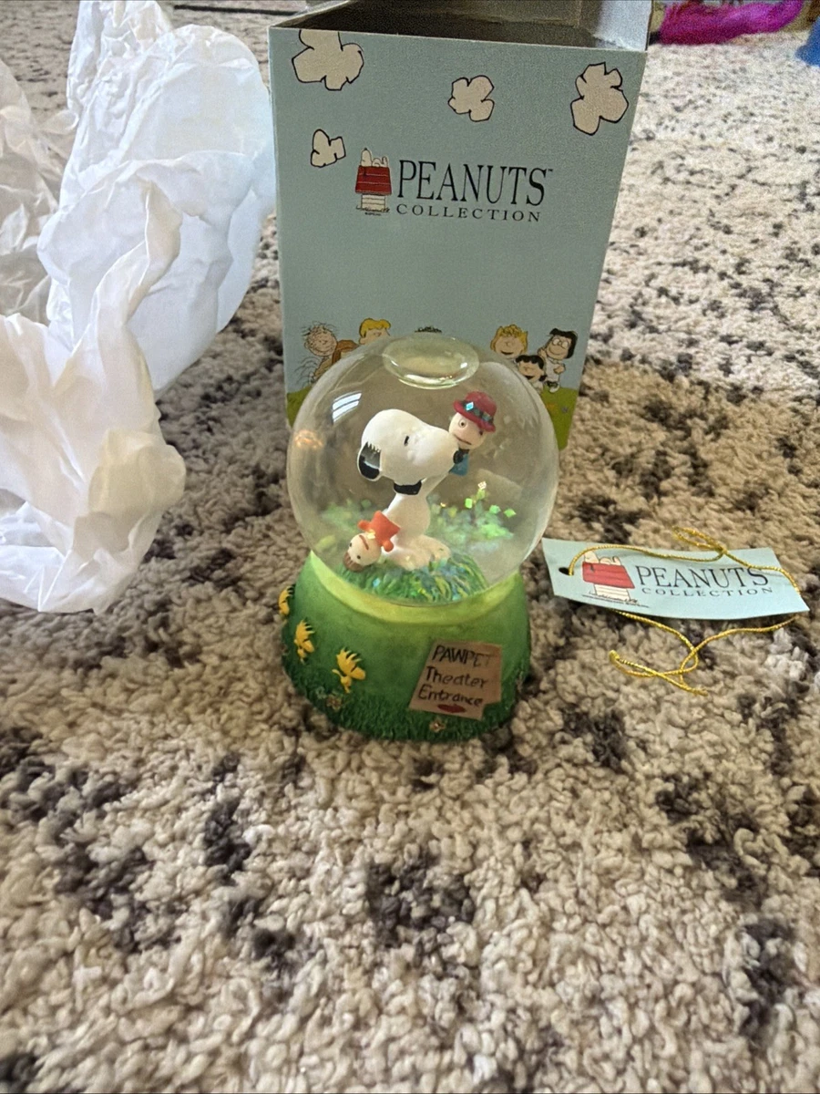 25+ Snoopy Snow Globe In other Collectible Peanuts Items for sale