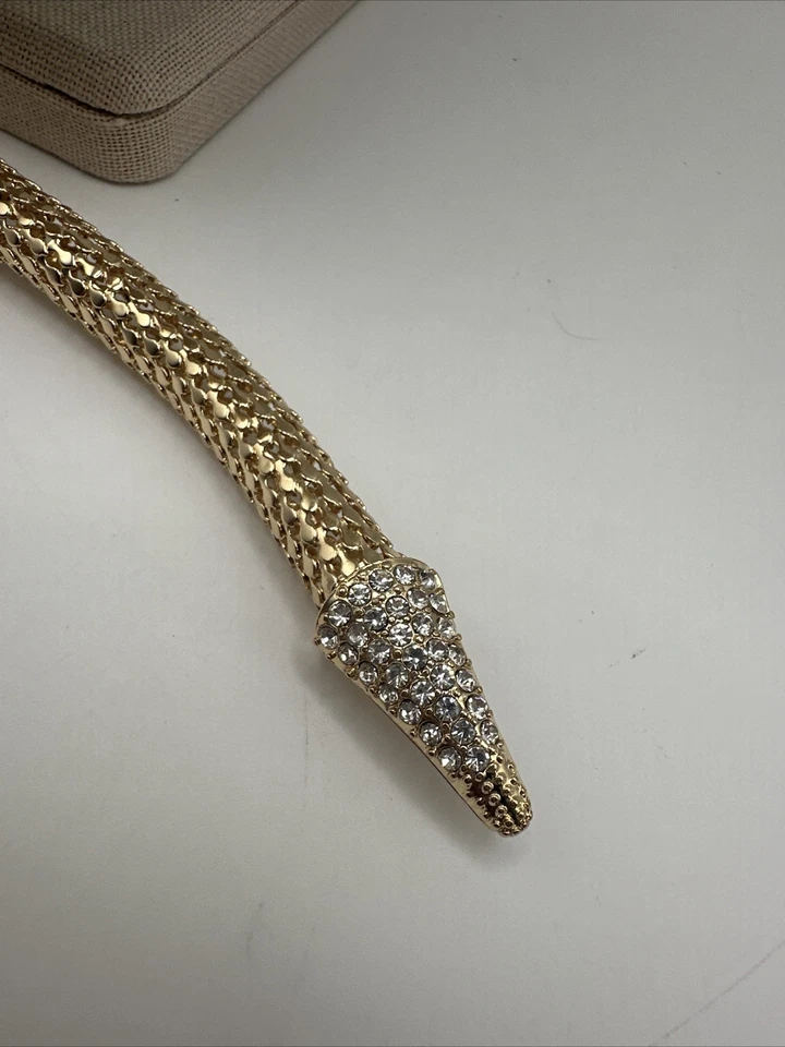 Collar Serpiente Magnética Malla Tono Dorado Cristal Verde y Blanco Foto 4 de 4