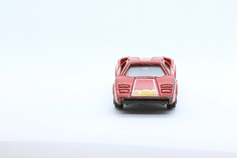 ZEE TOYS ZYLMEX LAMBORGHINI COUNTTACH VERMELHO D61 DÉCADA DE 1970 DÉCADA DE 1980 HTF VINTAGE - Imagem 2 de 4