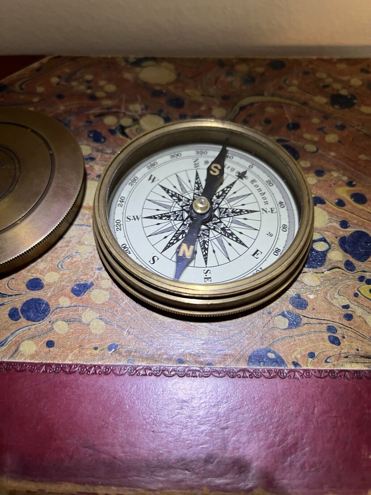 Picture 1 of 4