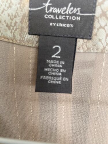Chico's Travelers Collections Gilded Strip Jacket 3/4 Sleeve Size 2 med large - Picture 2 of 3