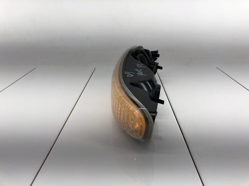 01-06 GMC YUKON XL 1500 PARACHOQUES DELANTERO IZQUIERDO MARCADOR LATERAL LUZ LÁMPARA OEM Foto 3 de 4