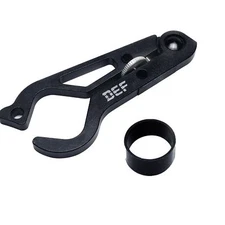 Motorcycle Cruise Control W/ Silicone Ring Protect Universal Throttle Lock Clamp