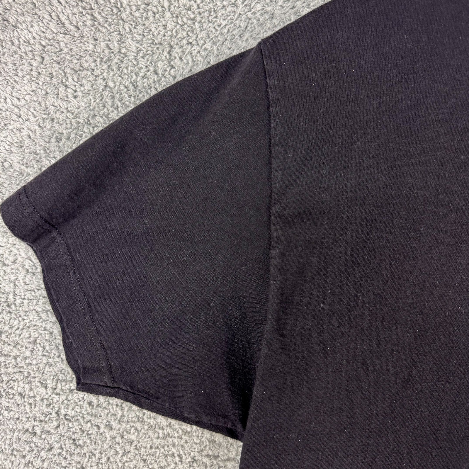 Harley Davidson Motorcycles Tee Mens XXL Black Skulls Oconomowoc Wisconsin Biker