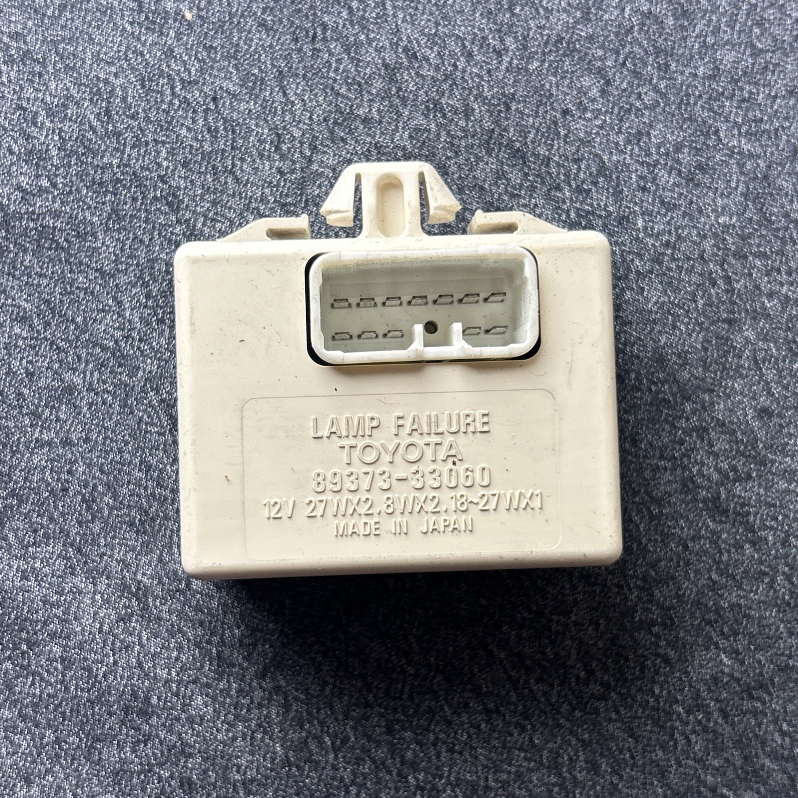 1995-1996 Toyota Camry Tail Lamp Failure Relay Module 89373-33060 OEM Used