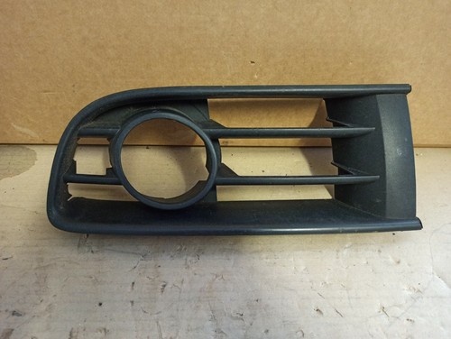 VW Polo Blende vorne links 6Q0853665A Gitter Nebelscheinwerfer