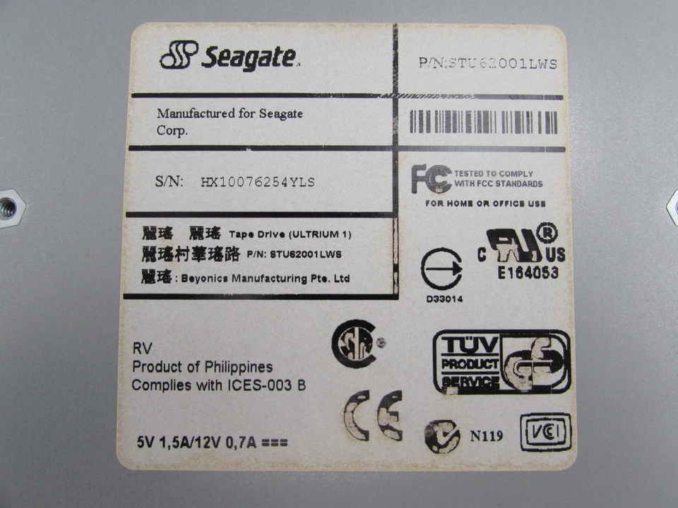 Seagate STU62001LWS Viper 200 100/200GB Ultrium LTO-1 SCSI External Tape Drive - Image 3 of 4