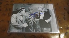 Joyce Holden actress signed autographed photo Girls in the Night The Milkman