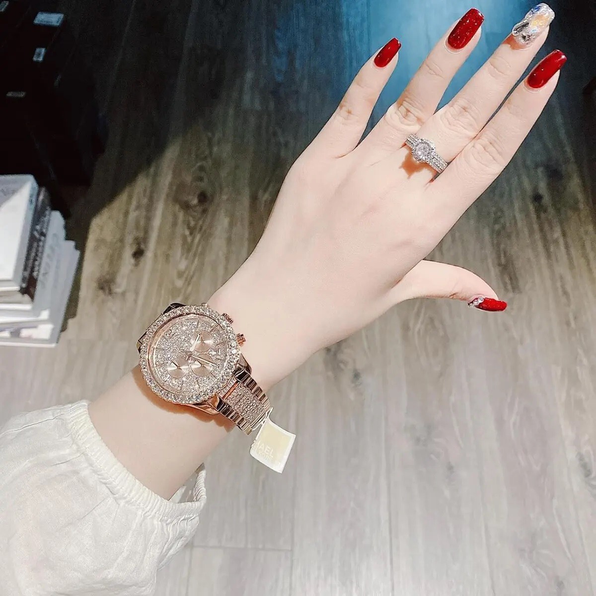 NWT MICHAEL KORS LAYTON ROSE GOLD CRYSTALS GLYTZ WOMEN