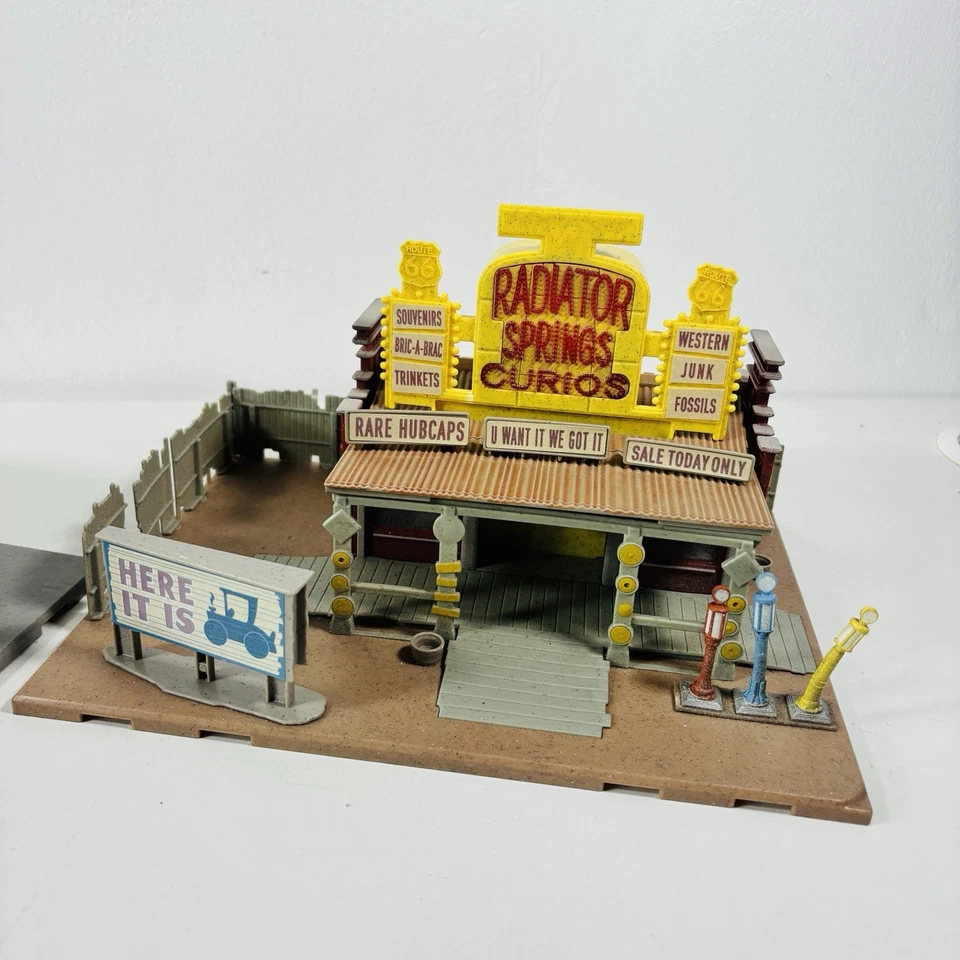 Disney Pixar Cars Radiator Springs + Ramone's House of Body Art Playset Bundle - Image 2 of 4