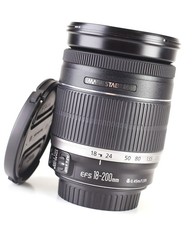 Canon EF-S 18-200mm IS F3.5-5.6 Image Stabilizer Lens & F&R Lens Cap EOS DSLR