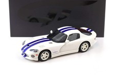 GT Spirit 1996 Dodge Viper GTS White w/ Blue Stripes 1:18 GT940