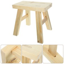 الأدوات Kleiner Holzhocker