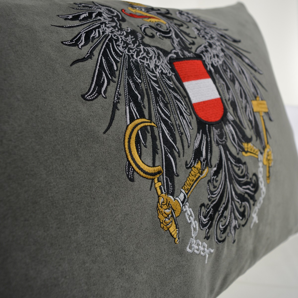 Bestickter Aufnäher Kenia Flagge – 7x4,5 Cm, Aus 100% Polyester, Zum Aufbügeln Oder Aufnähen, Waschbar Bis 40°C