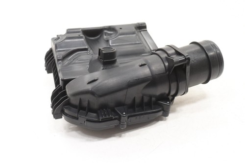 2017 - 2019 MERCEDES GLS450 X166 3.0L LEFT AIR CLEANER HOUSING OEM A2760903701 - Picture 9 of 15