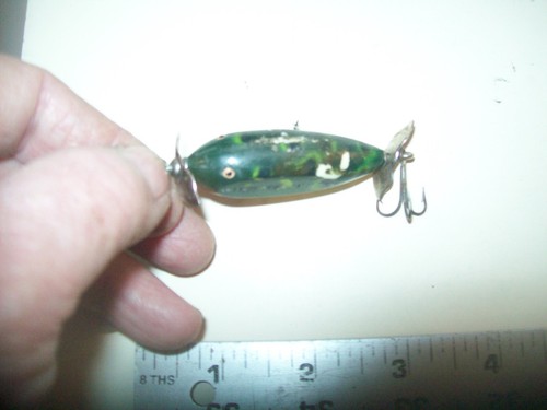 Vintage Creek Chub Injured Minnow 2" Plastic Vintage Fishing Lure Frog Pattern - Picture 5 of 6