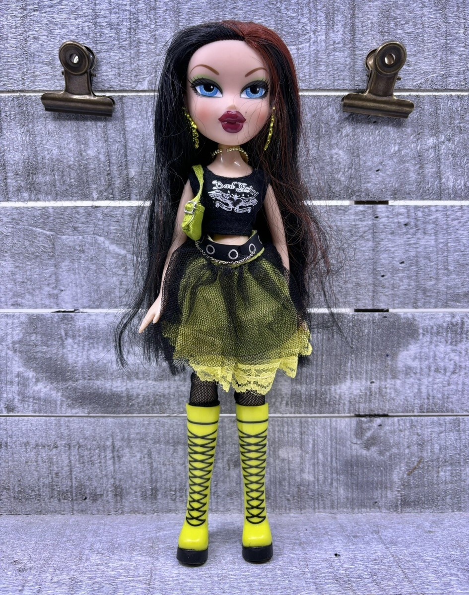 Bratz Liquidation Wicked Twins Ciara & Diona Dolls MGA