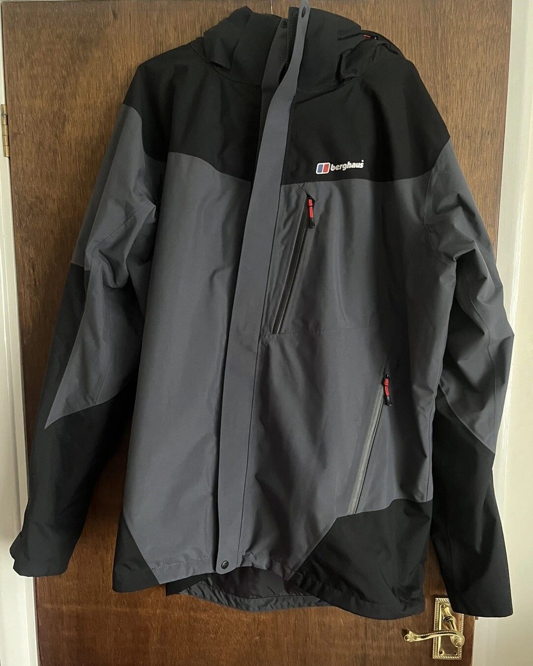Berghaus Arran Hydroshell Waterproof Jacket Large Mens Black Great Condition
Opens in a new window o