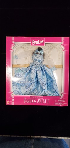 Barbie Fashion Avenue Silkstone – NRFB 2002, Mattel Collection