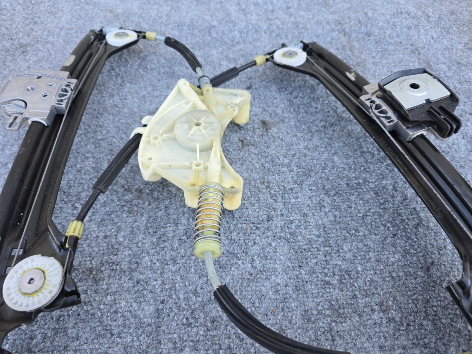 REAR RIGHT WINDOW REGULATOR ASSEMBLY 74K 14-19 MASERATI GHIBLI S QUARTOPORTE