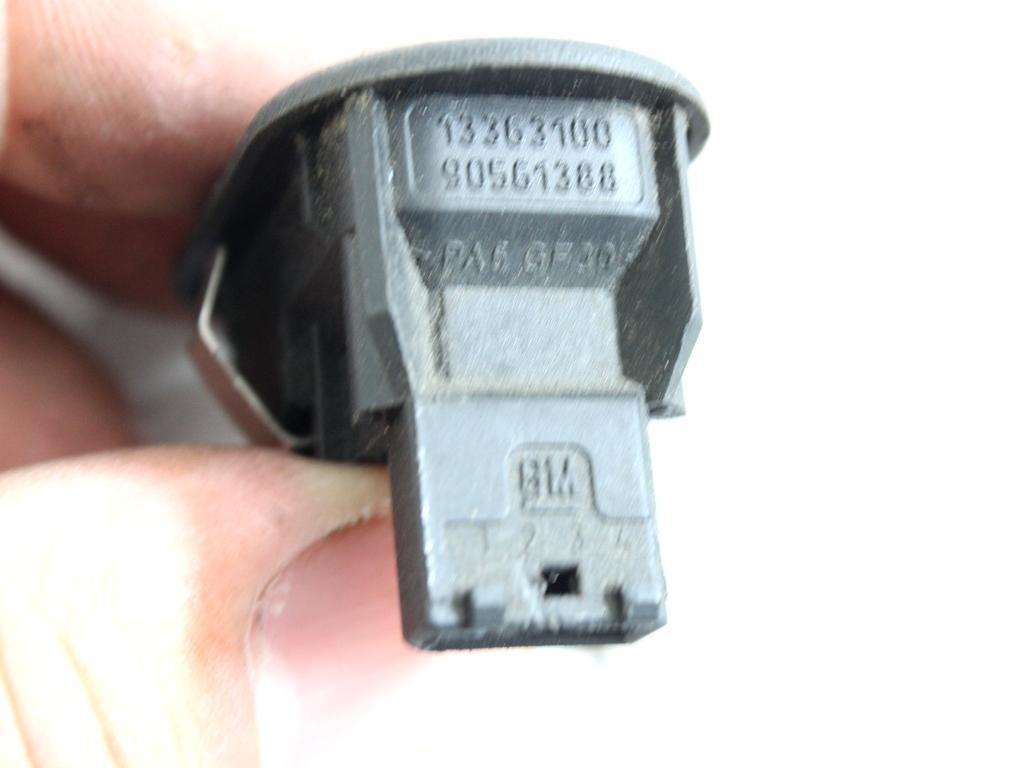 Foto 4 di 5