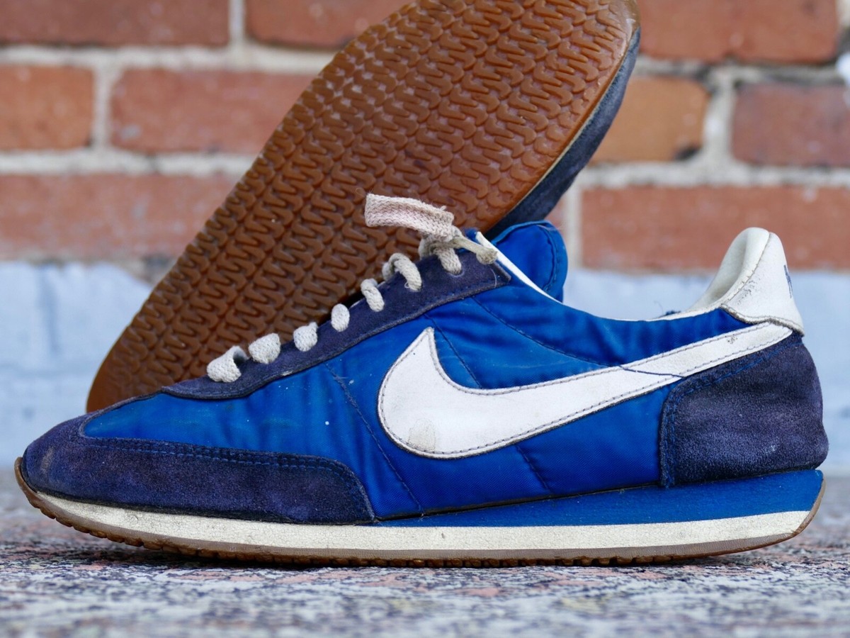 Vtg 1982 Nike Oceania III 6.5 navy white og 1980s 80s nylon Vtg 1982 Nike Oceania III 6.5 navy white og 1980s 80s nylon